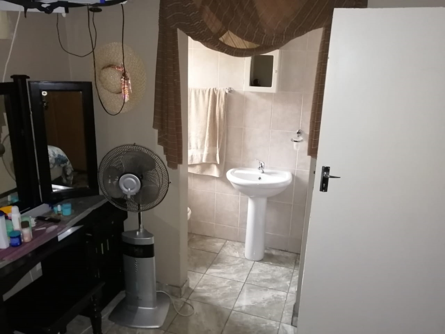 3 Bedroom Property for Sale in Waterval East North West